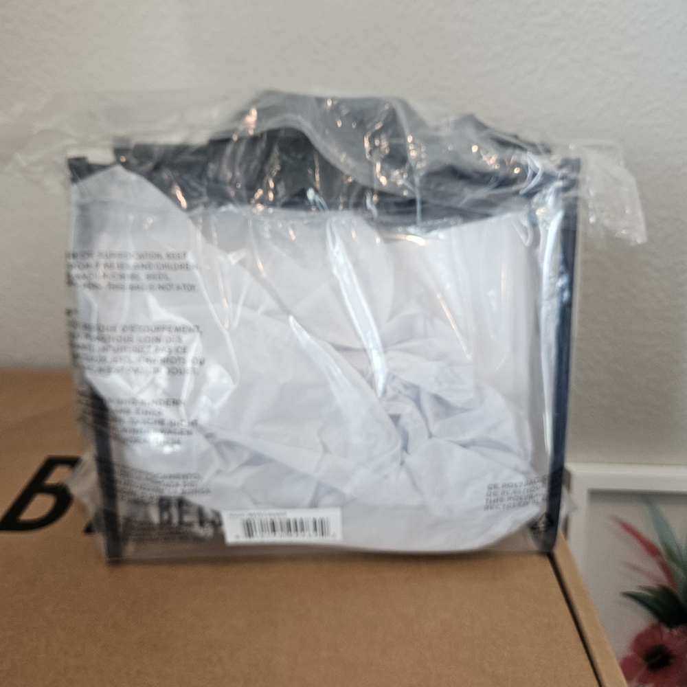 BEIS Clear Navy Stadium Tote - Picture 5 of 6